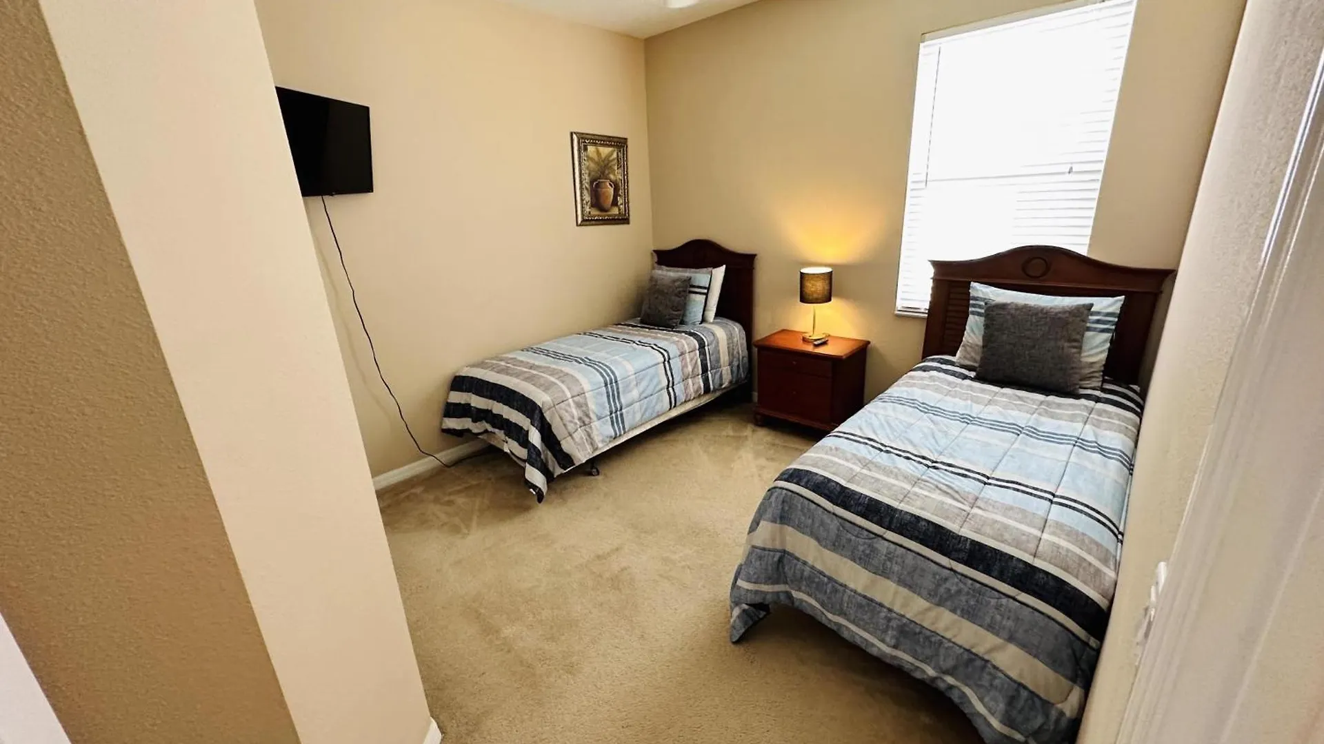 Recently Upgraded Home With Pool, Near Golf! Davenport United States